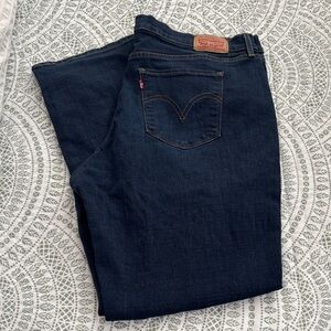 Women’s Size 18 Levi's Straight Leg Jeans